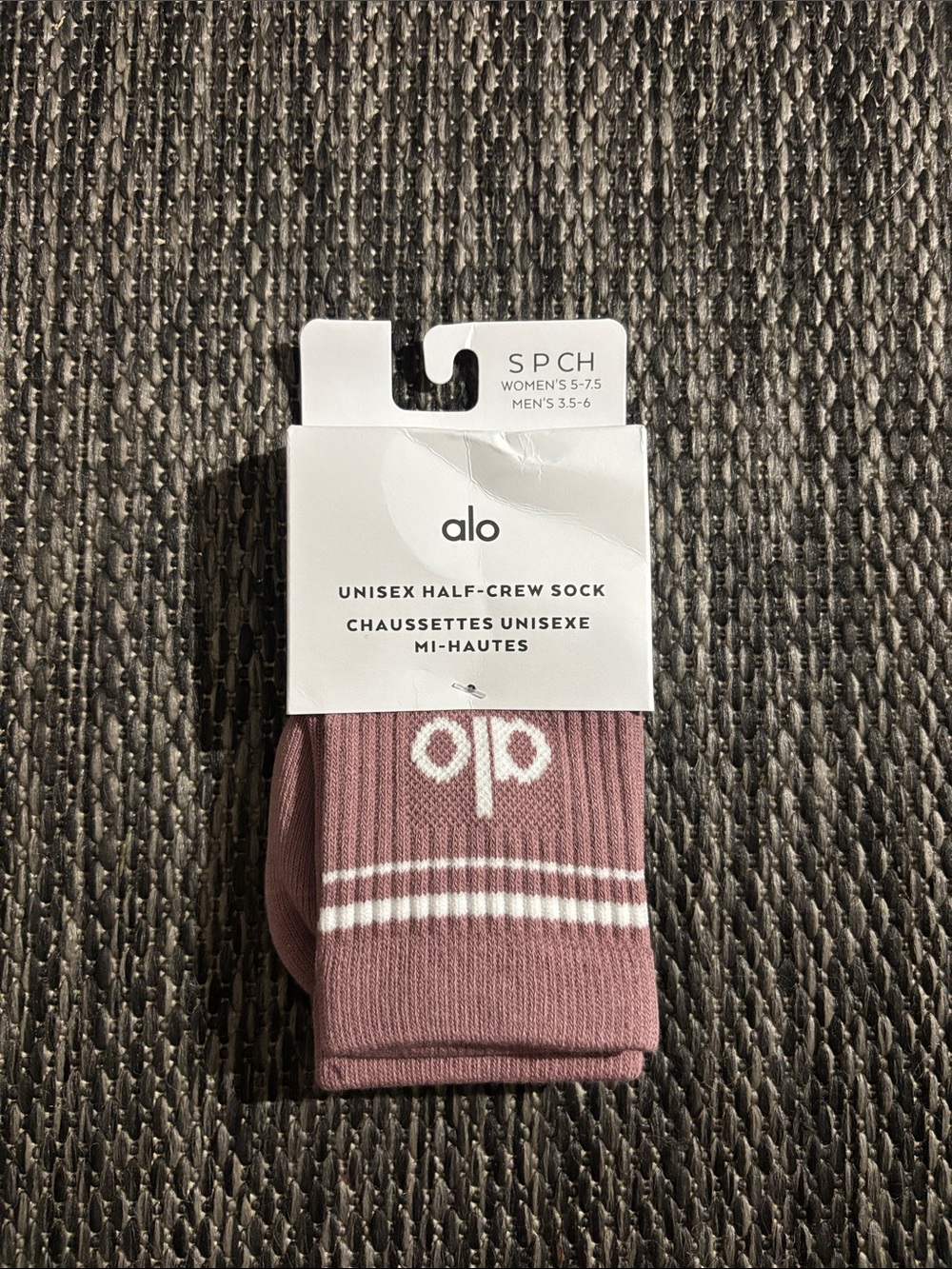 Alo Yoga Half Crew Socks Smoky Quartz Size Small NEW